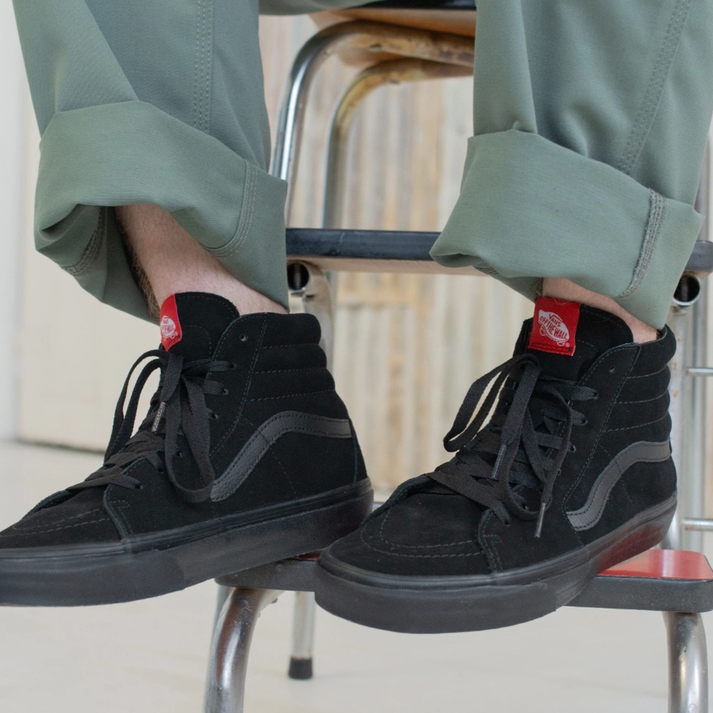 Vans SK8 Hi-Top Sneakers - Men (9) / Women (10.5)